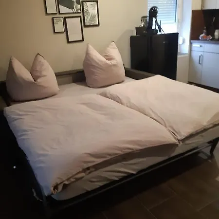 Neumühler Hof- Stilvolle Lisa, Kostenfreie Parkplätze Und Netflix *