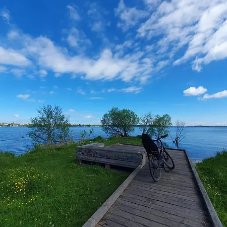 Neumühler Hof- Stilvolle Lisa, Kostenfreie Parkplätze Und Netflix * Schwerin (Mecklenburg-Vorpommern)